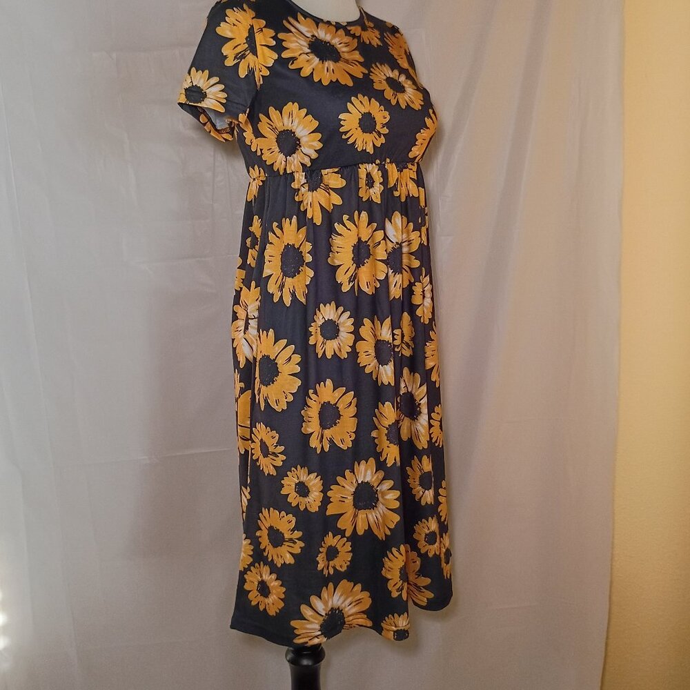 Veseacky Sun Dress 💞💞 - Picture 6 of 17
